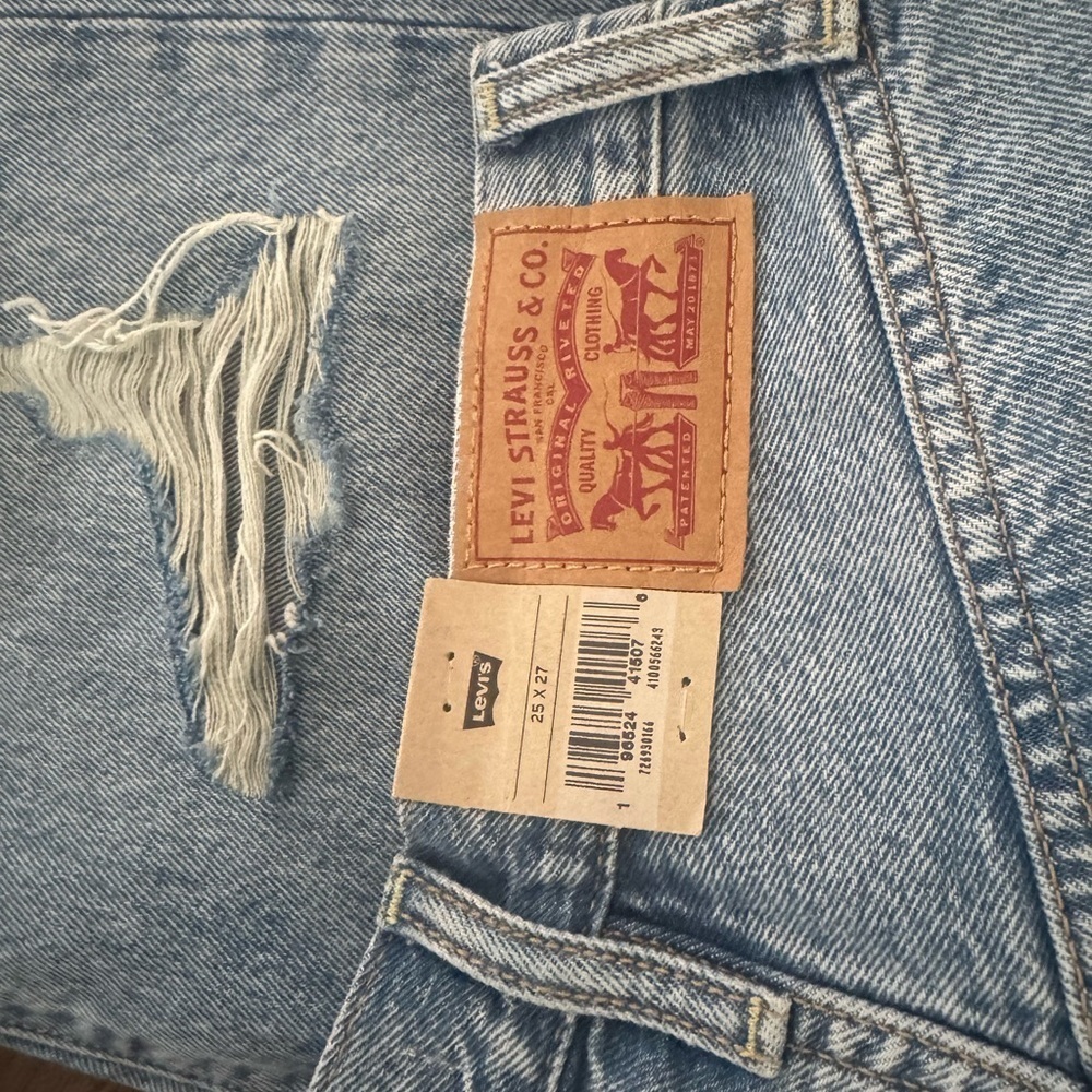 Levi's Light Blue Ripped Wide Leg Jeans - Picture 6 of 7
